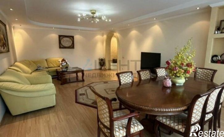 3-комн квартира улица Павлова, 64Б,  д. 64Б
