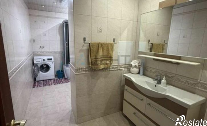 3-комн квартира улица Павлова, 64Б,  д. 64Б
