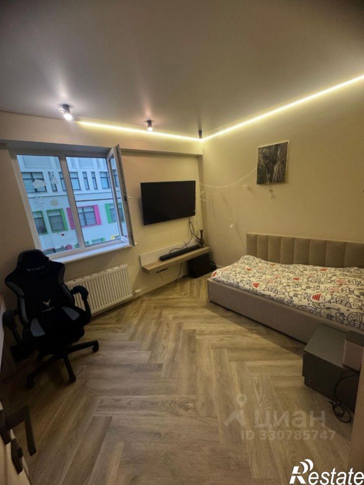 3-комн квартира ул Тепличная, 65 3,  д. 65 3,  к. 3
