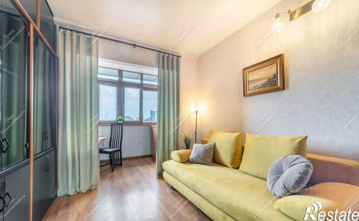 3-комн квартира улица Гагарина, 60,  д. 60