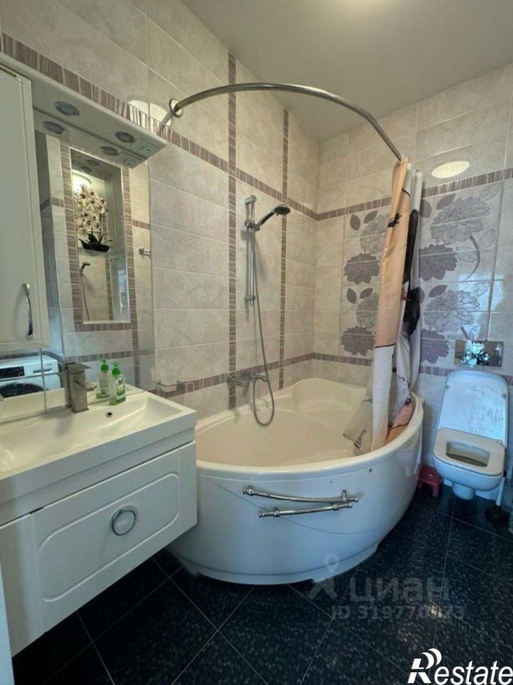 2-комн квартира ул Параллельная, 10,  д. 10