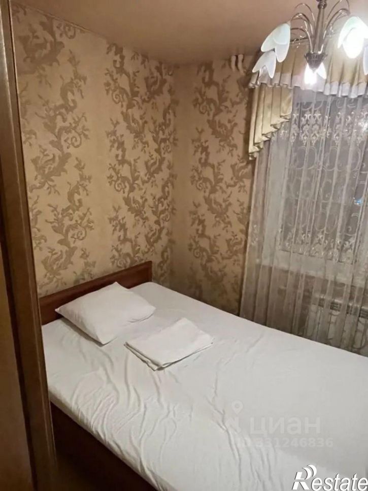 3-комн квартира улица Свердлова, 44,  д. 44