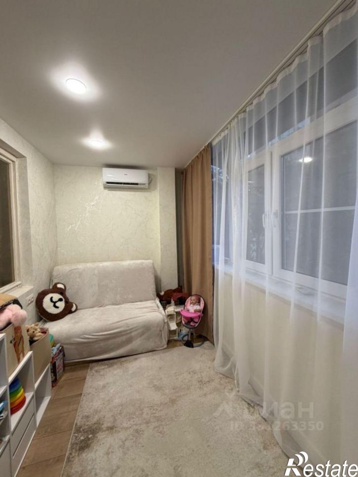 3-комн квартира Абрикосовая улица, 18,  д. 18