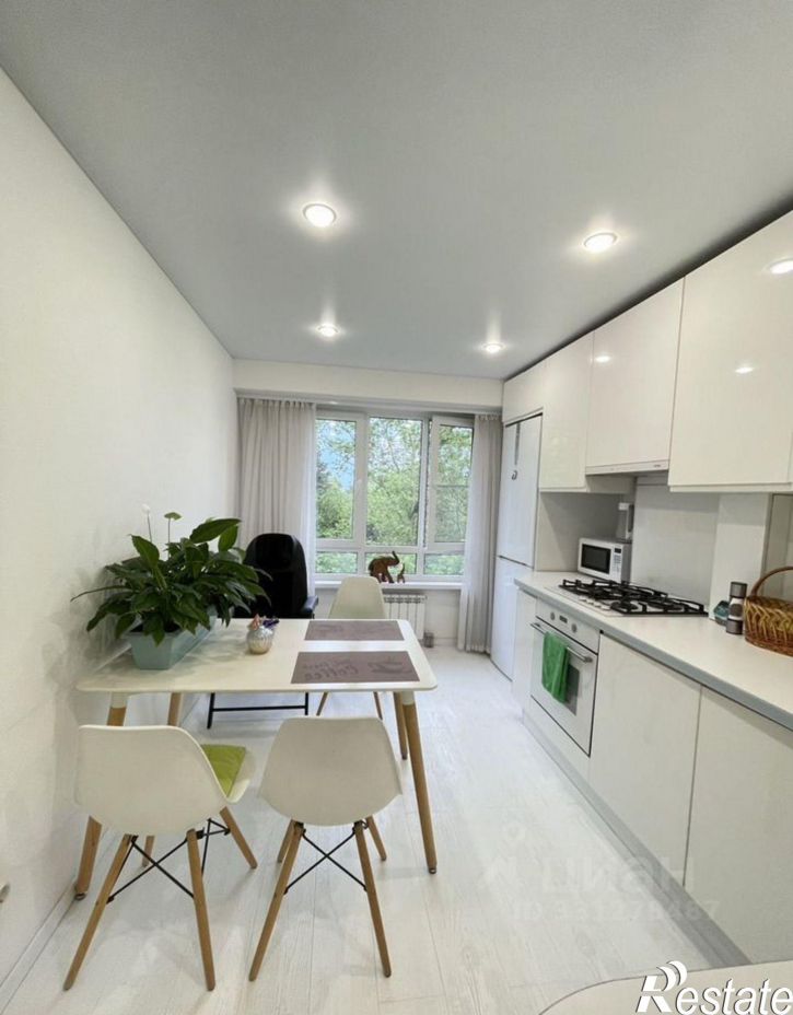 2-комн квартира улица Роз, 82,  д. 82