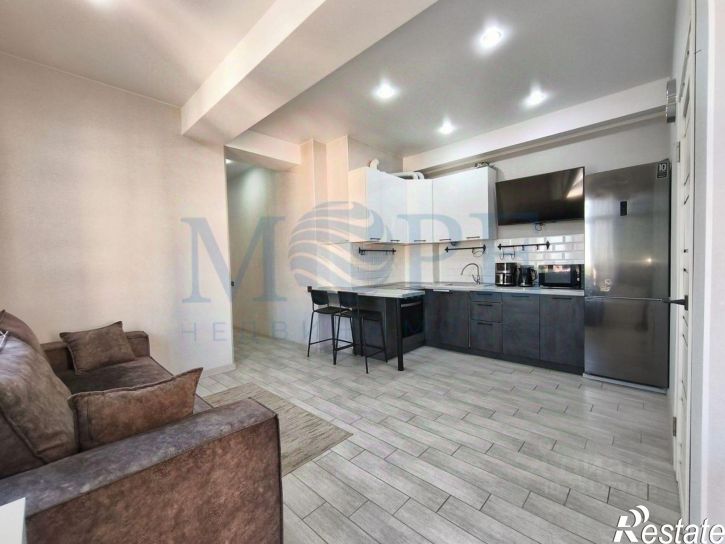 2-комн квартира Изумрудная улица, 38,  д. 38