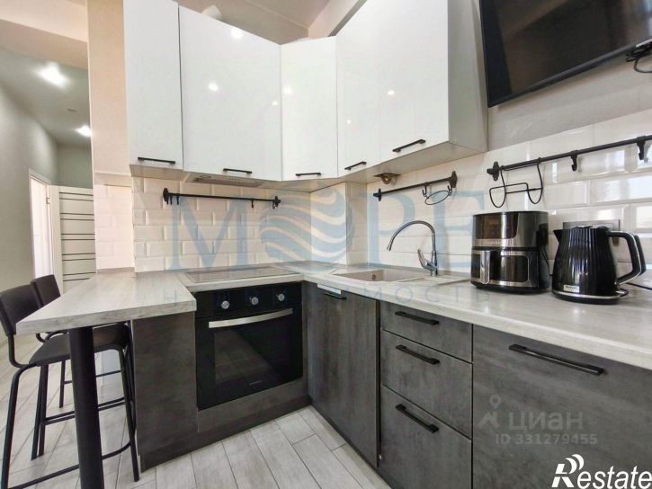 2-комн квартира Изумрудная улица, 38,  д. 38