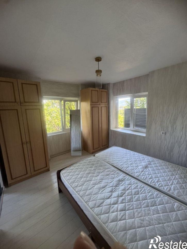 2-комн квартира Виноградная улица, 70,  д. 70