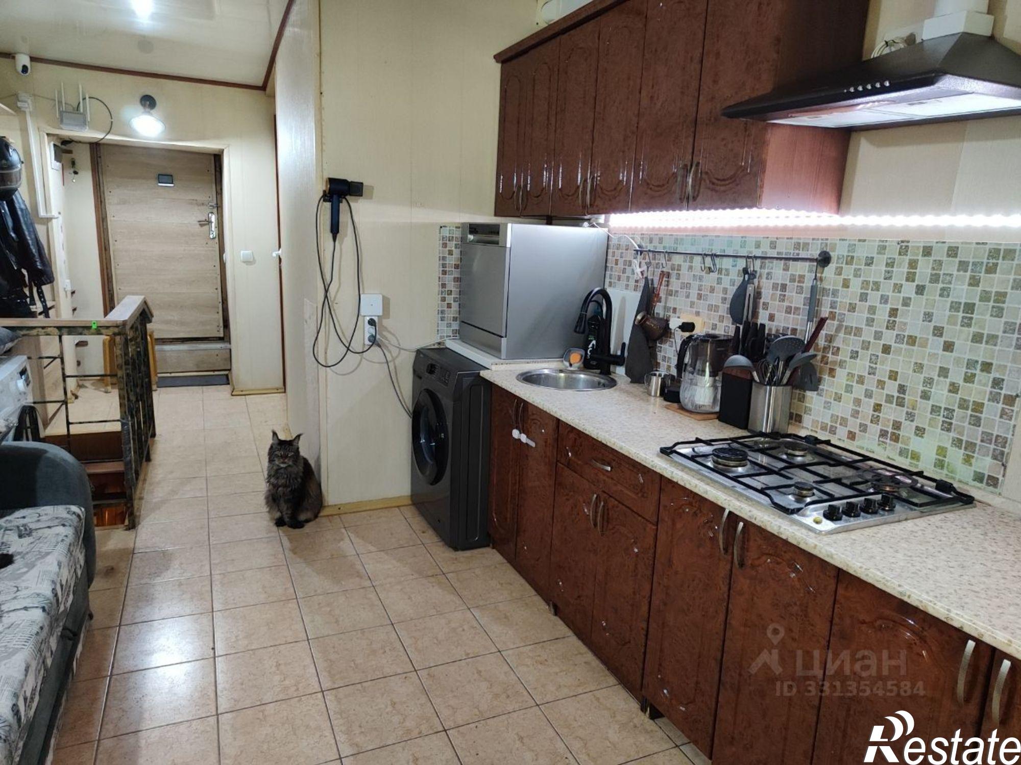 Купить гараж, место в паркинге за 4 500 040 рублей на Кленовая улица, 9/3