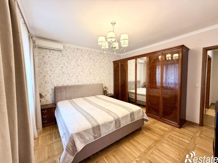 4-комн квартира ул Благодатная, 59,  д. 59