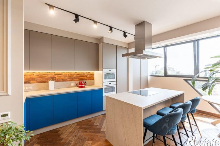 3-комн квартира ул Роз, 32А,  д. 32А