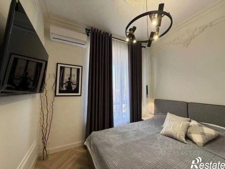 1-комн квартира улица Искры, 88к8