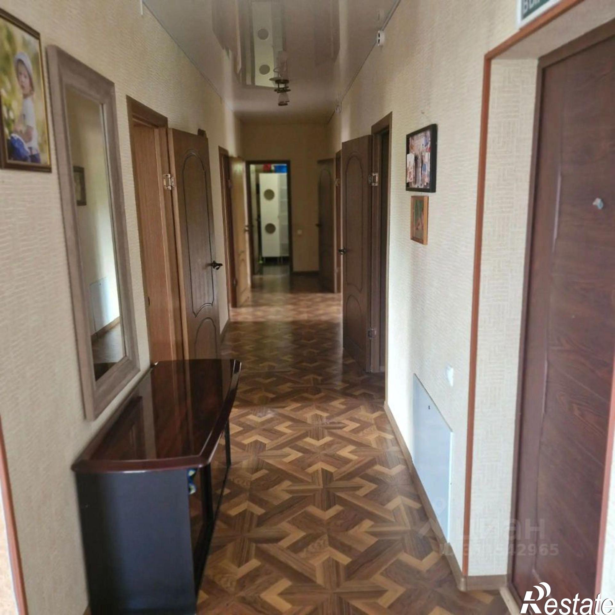 Купить дачу, дом, коттедж за 54 500 000 рублей на ул Енисейская, 47/1