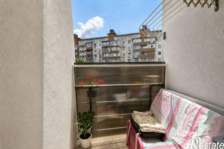 2-комн квартира Вишнёвая улица, 18/2,  д. 18/2
