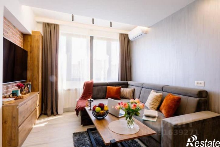 2-комн квартира Таврическая улица, 7 к4,  д. 7 к4