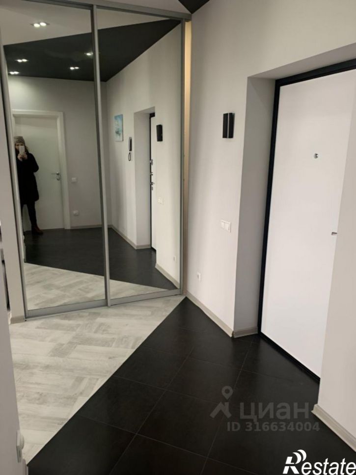 2-комн квартира ул Просвещения, 84,  д. 84