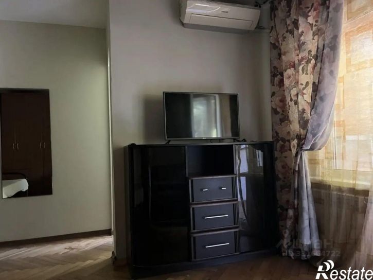 1-комн квартира ул Конституции СССР, 34,  д. 34