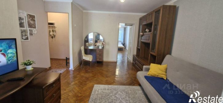 2-комн квартира ул Конституции СССР, 38,  д. 38
