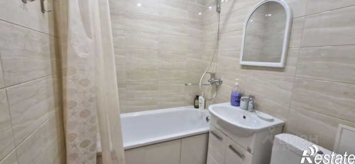 2-комн квартира ул Конституции СССР, 38,  д. 38