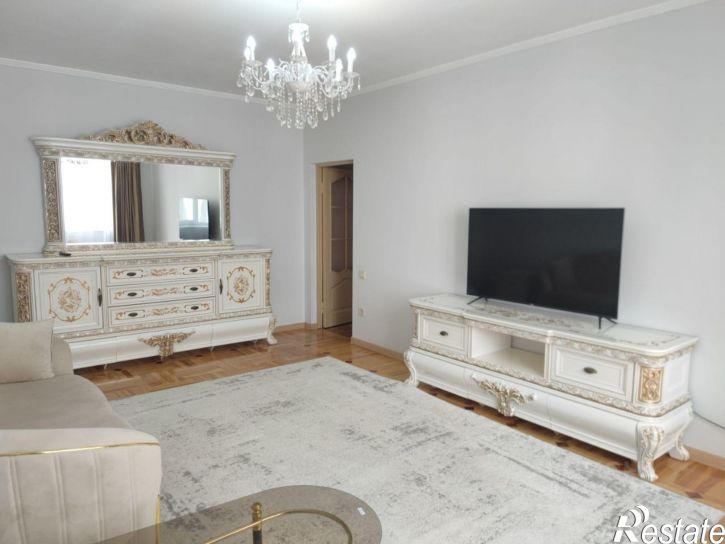 4-комн квартира ул Кирпичная, 1/1 3,  д. 1/1 3,  к. 3