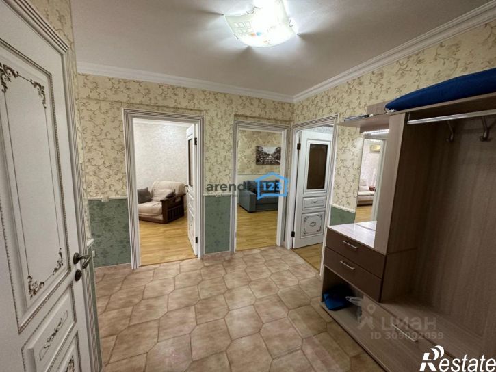 3-комн квартира ул Роз, 61,  д. 61