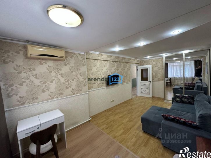 3-комн квартира ул Роз, 61,  д. 61