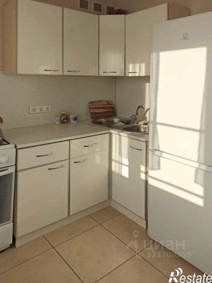 3-комн квартира ул Роз, 49,  д. 49