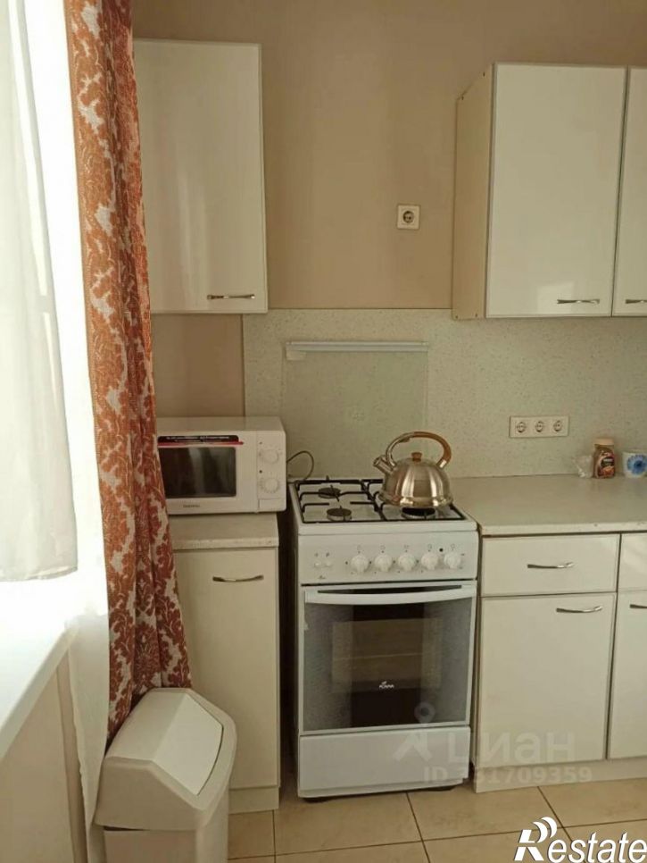 3-комн квартира ул Роз, 49,  д. 49