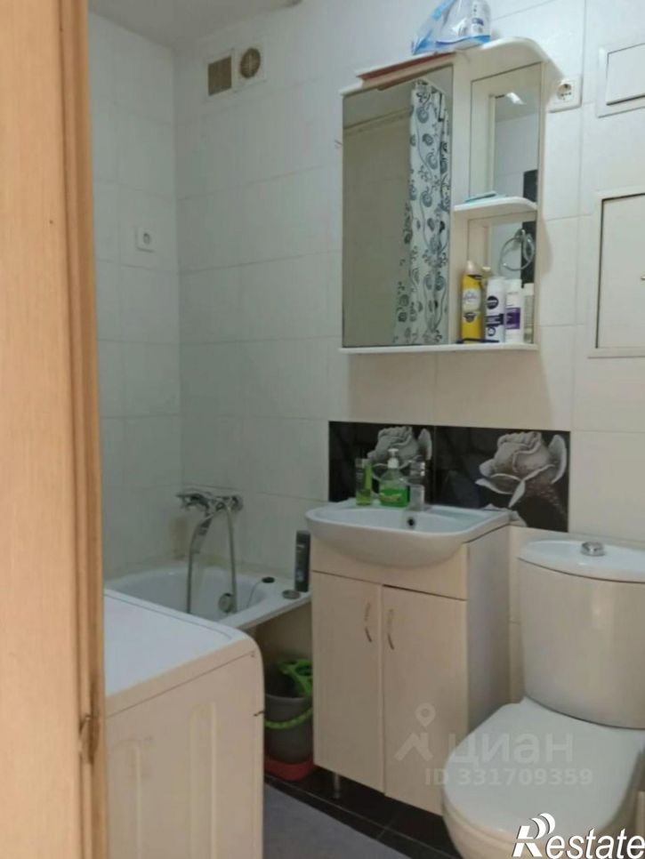 3-комн квартира ул Роз, 49,  д. 49