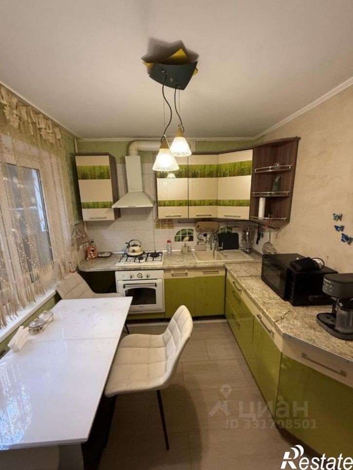 3-комн квартира ул Ясногорская, 5,  д. 5