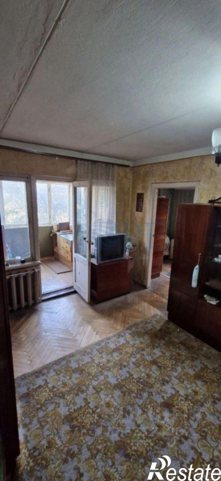 2-комн квартира ул Конституции СССР, 34,  д. 34