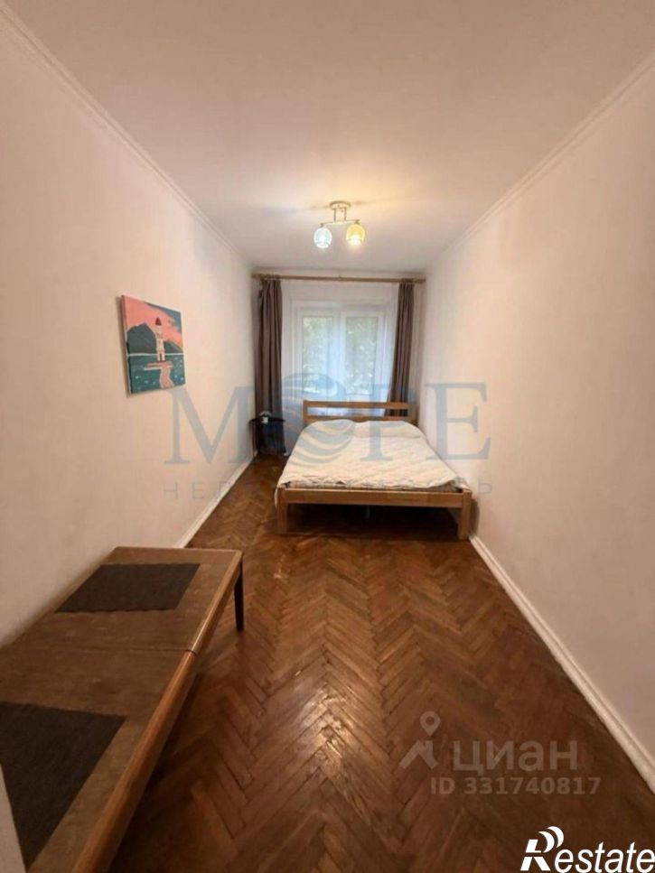 2-комн квартира ул Конституции СССР, 38,  д. 38