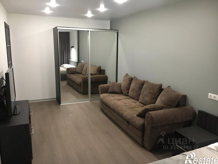 1-комн квартира ул Роз, 54,  д. 54
