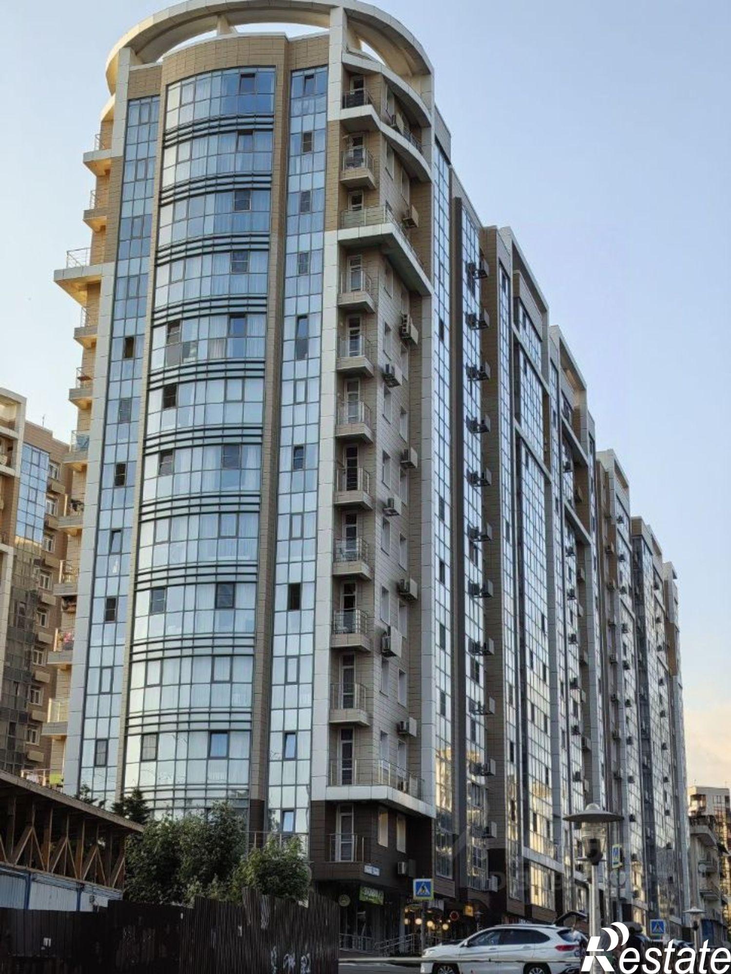 Купить гараж, место в паркинге за 2 450 010 рублей на ул Крымская, 89