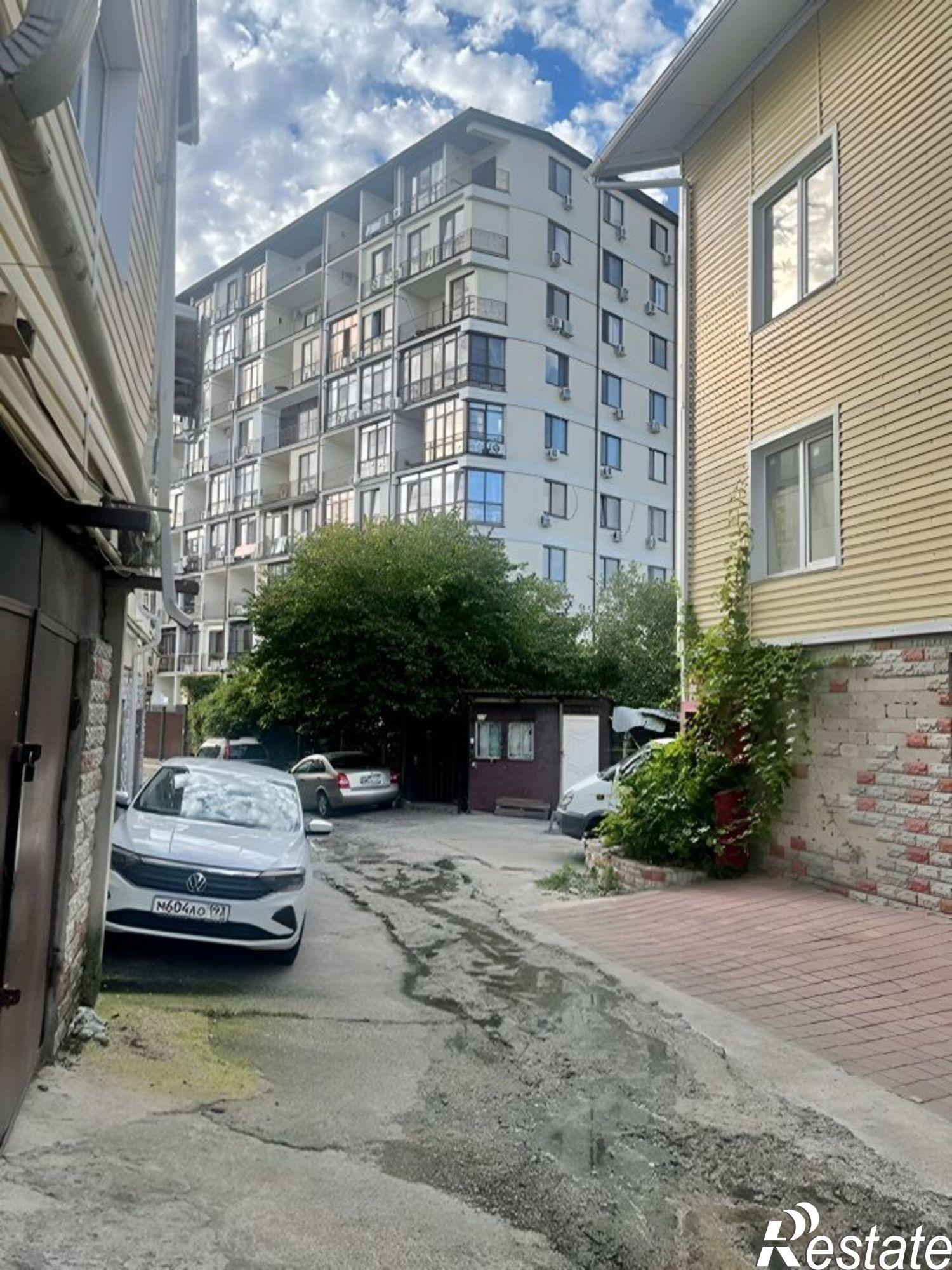 Купить гараж, место в паркинге за 12 842 600 рублей на ул Санаторная, 42