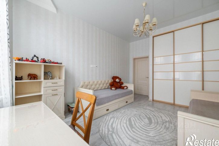 4-комн квартира ул Пирогова, 5,  д. 5