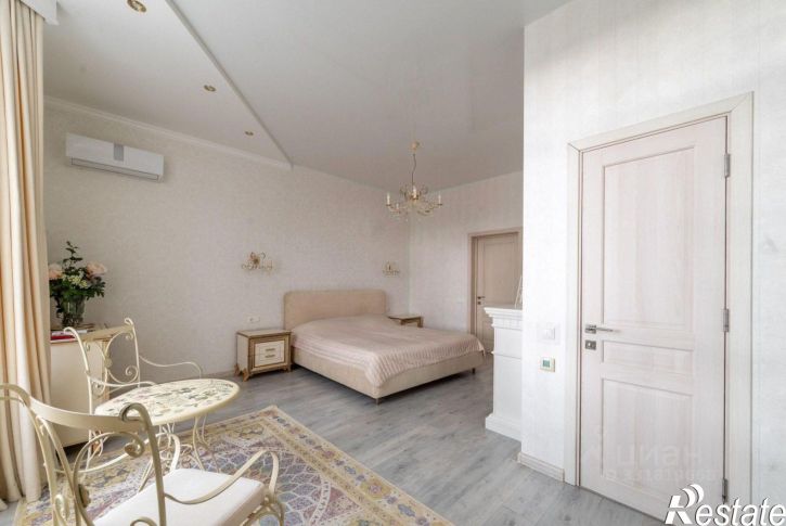 4-комн квартира ул Пирогова, 5,  д. 5