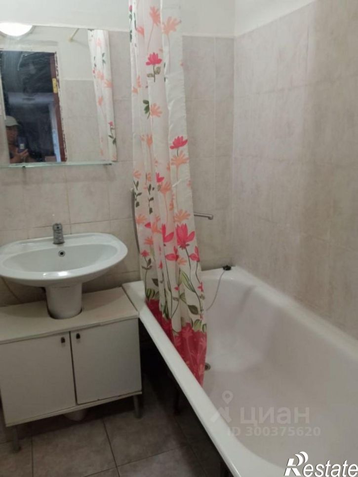 3-комн квартира ул Худякова, 27/2,  д. 27/2