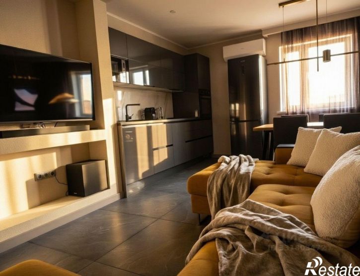 2-комн квартира ул Белых акаций, 32,  д. 32