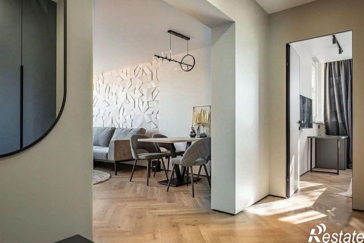 3-комн квартира ул Роз, 52,  д. 52
