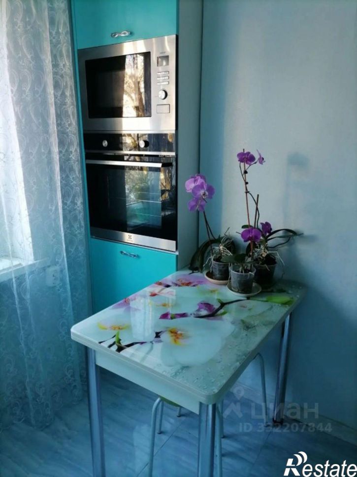 1-комн квартира ул Конституции СССР, 32,  д. 32