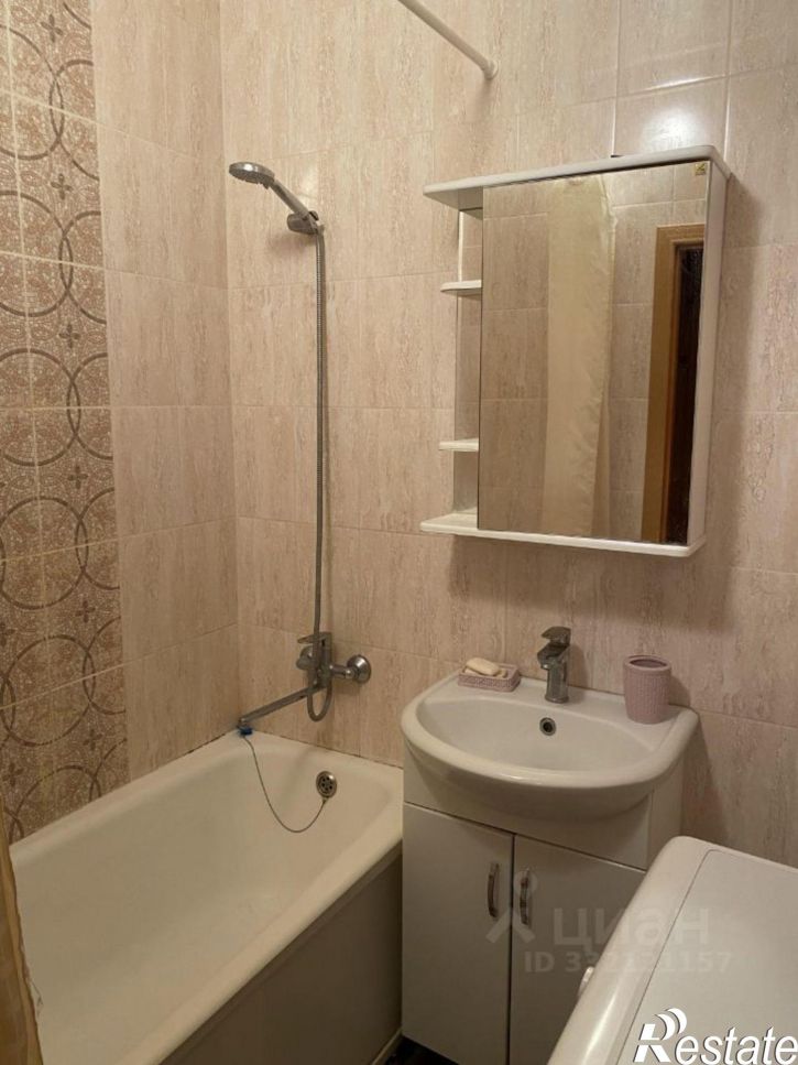2-комн квартира ул Дмитриевой, 30А,  д. 30А