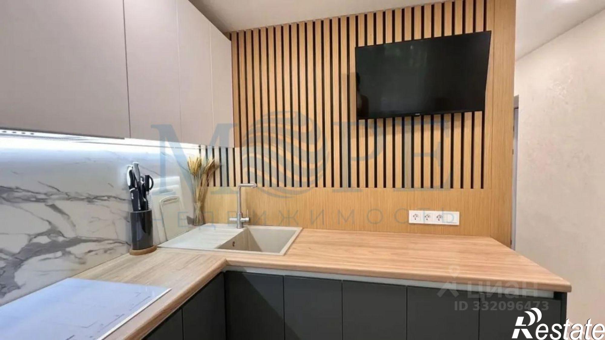 Купить квартиру за 12 500 000 рублей на Рабочий пер, 39