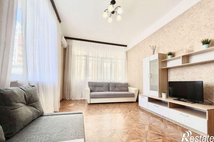 2-комн квартира ул Бытха, 8Ж,  д. 8Ж