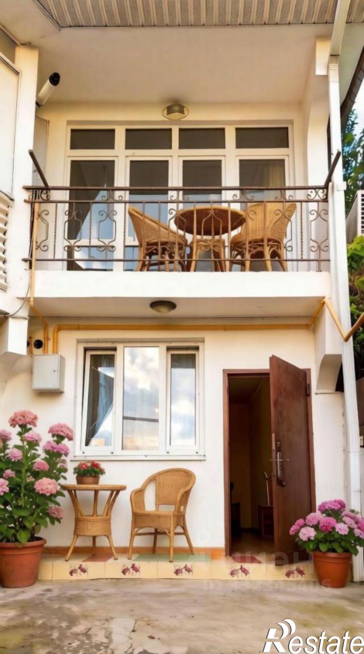 3-комн квартира ул Дмитриевой, 32Б/1,  д. 32Б/1