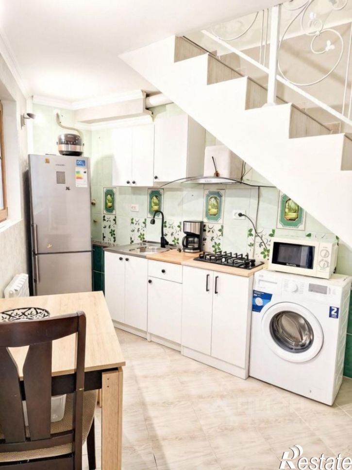 3-комн квартира ул Дмитриевой, 32Б/1,  д. 32Б/1
