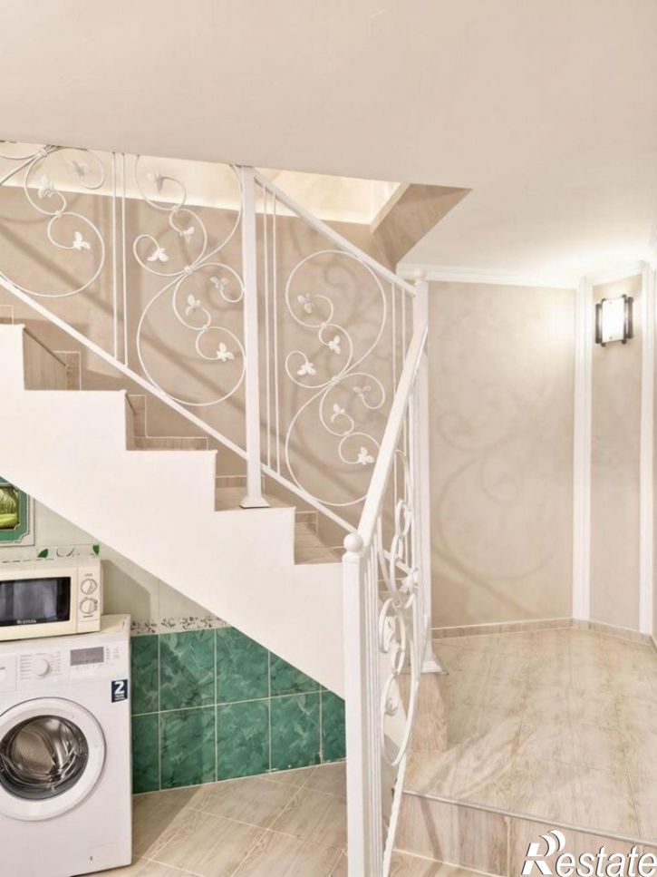 3-комн квартира ул Дмитриевой, 32Б/1,  д. 32Б/1