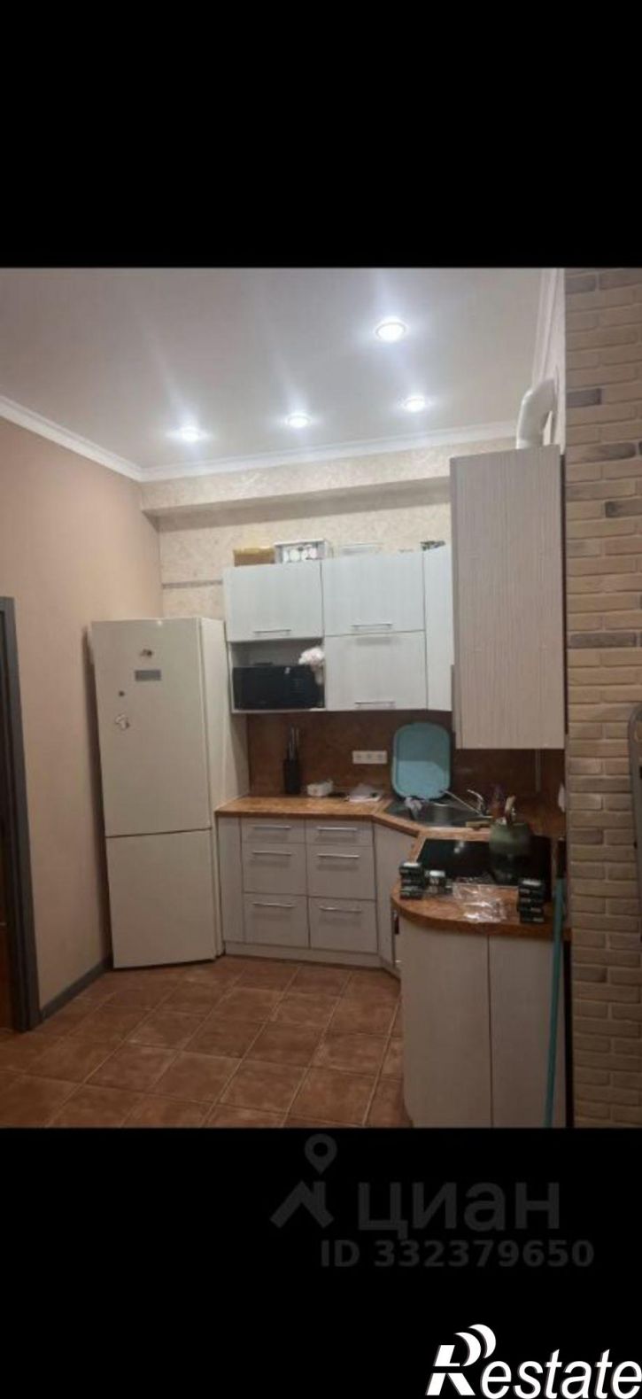 3-комн квартира ул Ульянова, 122,  д. 122