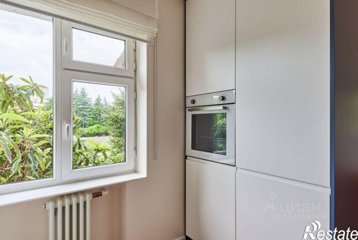 2-комн квартира ул Конституции СССР, 38,  д. 38