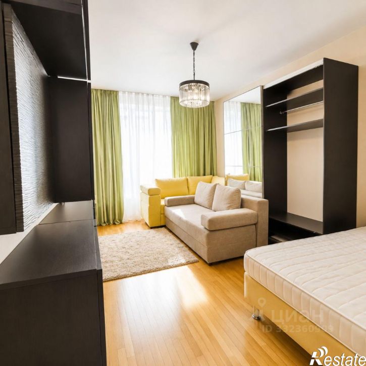 2-комн квартира ул Параллельная, 24,  д. 24