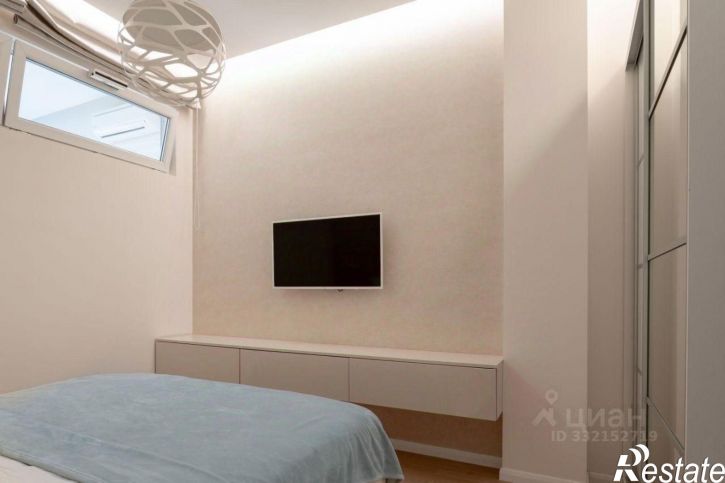 3-комн квартира ул Гагринская, 8Б,  д. 8Б